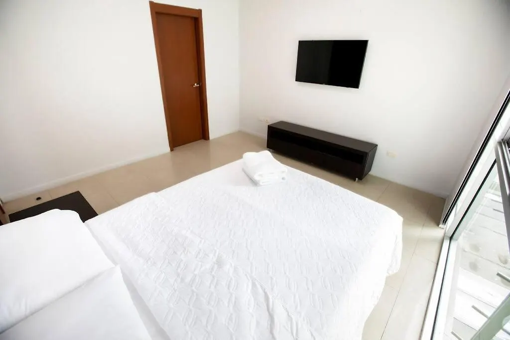 公寓 Suite Vista Al Rio Con Balcon En Puerto Santa Ana 瓜亚基尔 厄瓜多尔